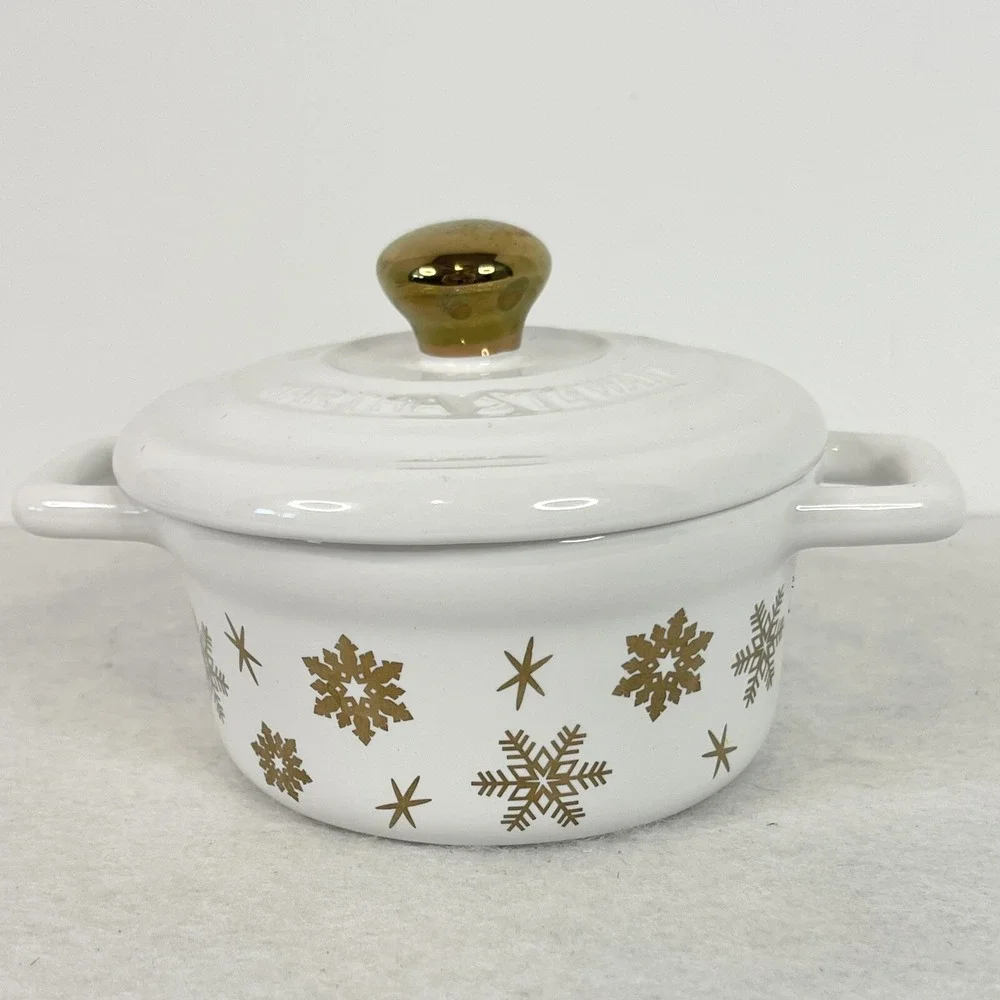 Martha Stewart Mini Holiday Cocottes 7.35 ounces White And Gold Snowflakes